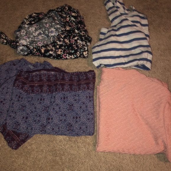 4 crop tops - Picture 2 of 5